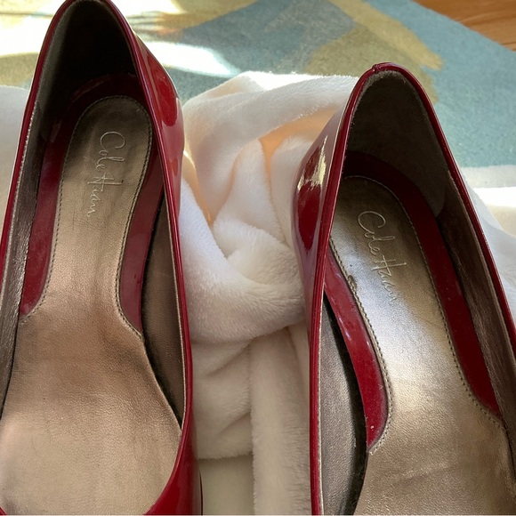 Cole Hahn patent leather shoes - Picture 2 of 5